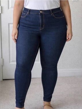 Old Navy High Rise Rockstar Super Skinny Dark Wash Plus Size Jeans Size 30 NWT